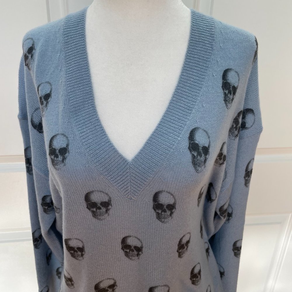 Skull Cashmere Mia V-Neck Skull Print Cashmere Sweater - Picture 1 of 8